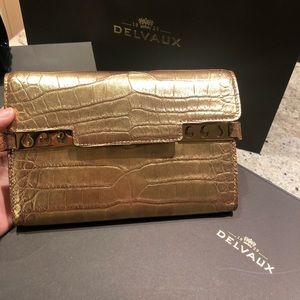 Delvaux Tempete Clutch: Alligator Feuille d”Or